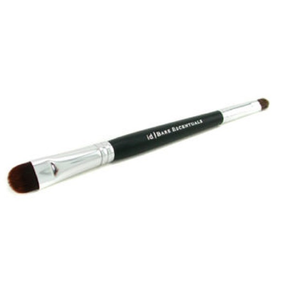 bareMinerals Other - Bare Minerals Foil & Fuse eyeshadow brush Wrapped New